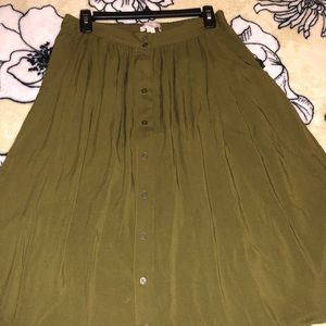 Button up midi skirt (READ)